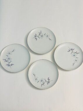Crown Jewel Fine China Dinner Plates Daisy Floral Silver Trim Vintage Set of 4